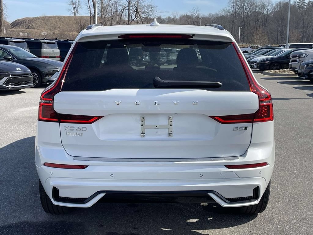 New 2026 Volvo XC60 B5 Plus w/ Protection Package Premier AWD/4WD image 27