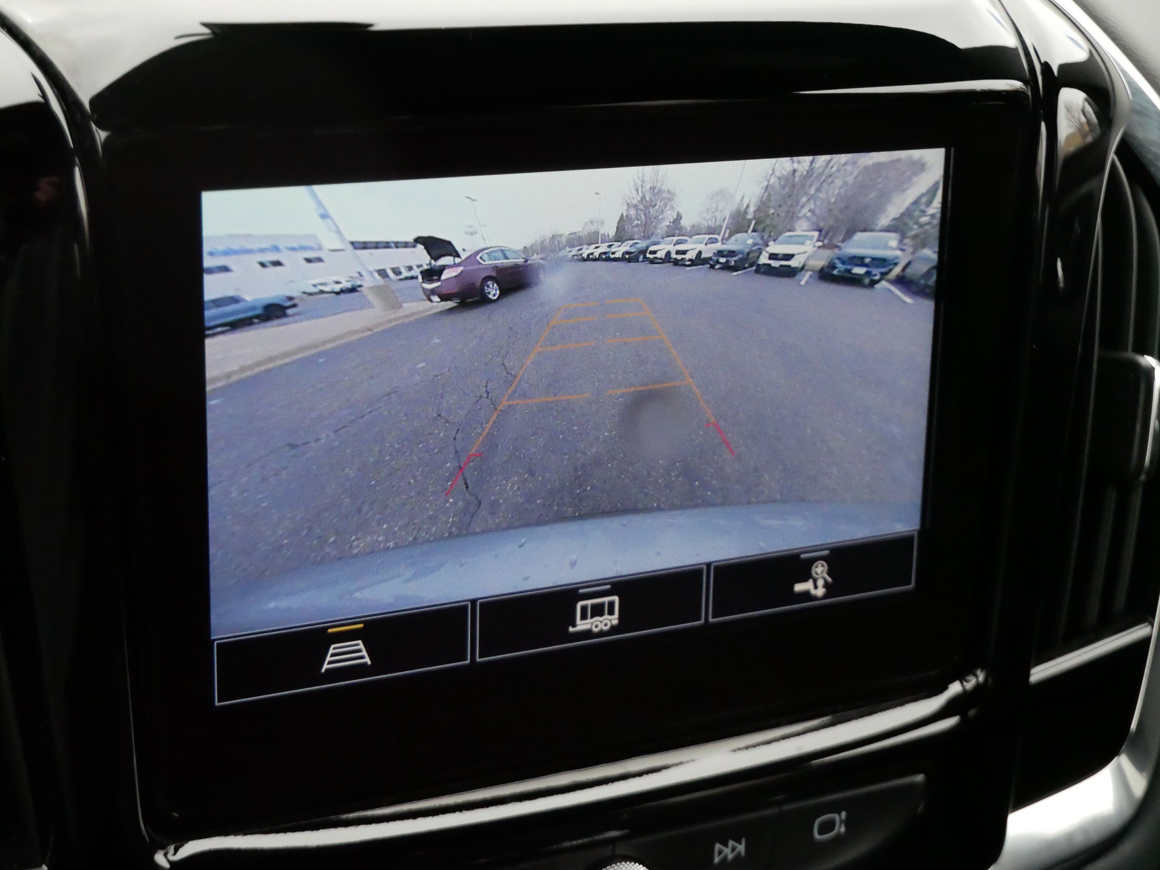 Used 2023 Chevrolet Traverse LT image 28