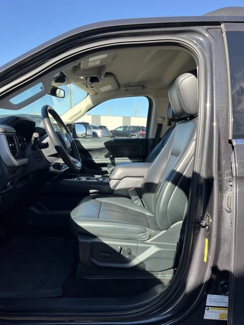 Used 2023 Ford Expedition Max XLT image 29