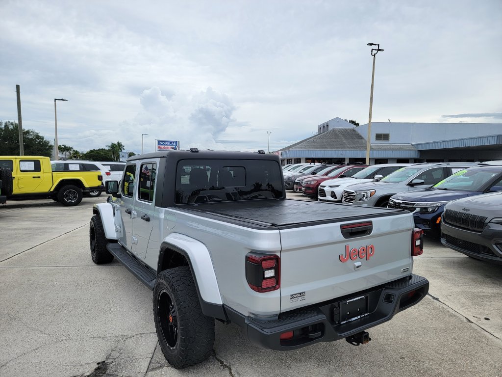 Used 2022 Jeep Gladiator Overland w/ Popular Equipment Package AWD/4WD image 3