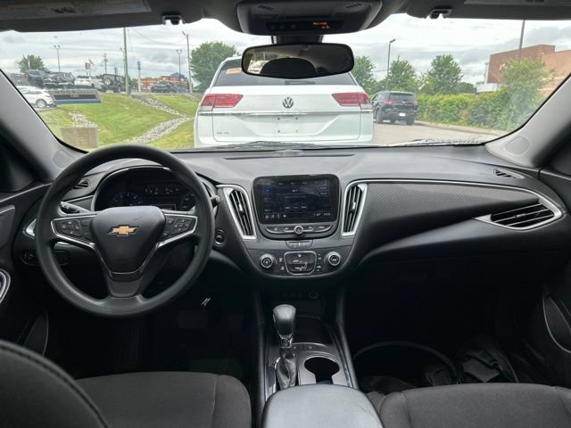 Used 2021 Chevrolet Malibu LS FWD image 5