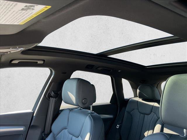 Used 2024 Audi Q5 2.0T Premium w/ Summer of Audi Package image 11