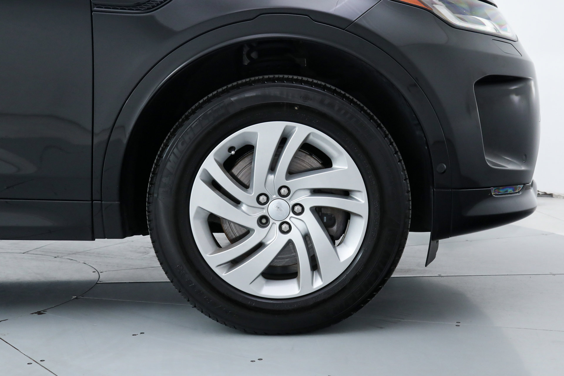 Used 2024 Land Rover Discovery Sport S image 37