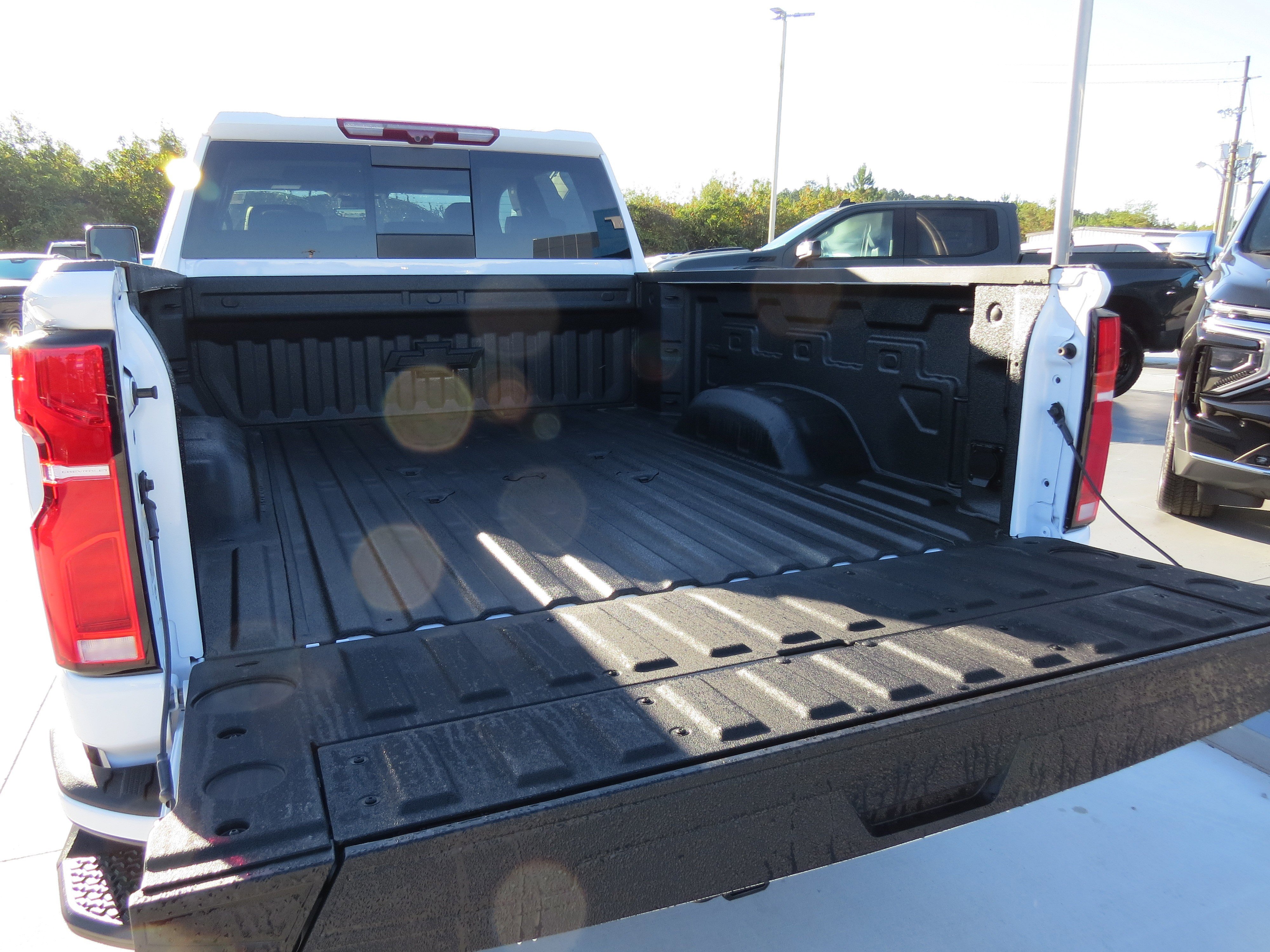 New 2026 Chevrolet Silverado 2500 High Country w/ High Country Premium Package image 13