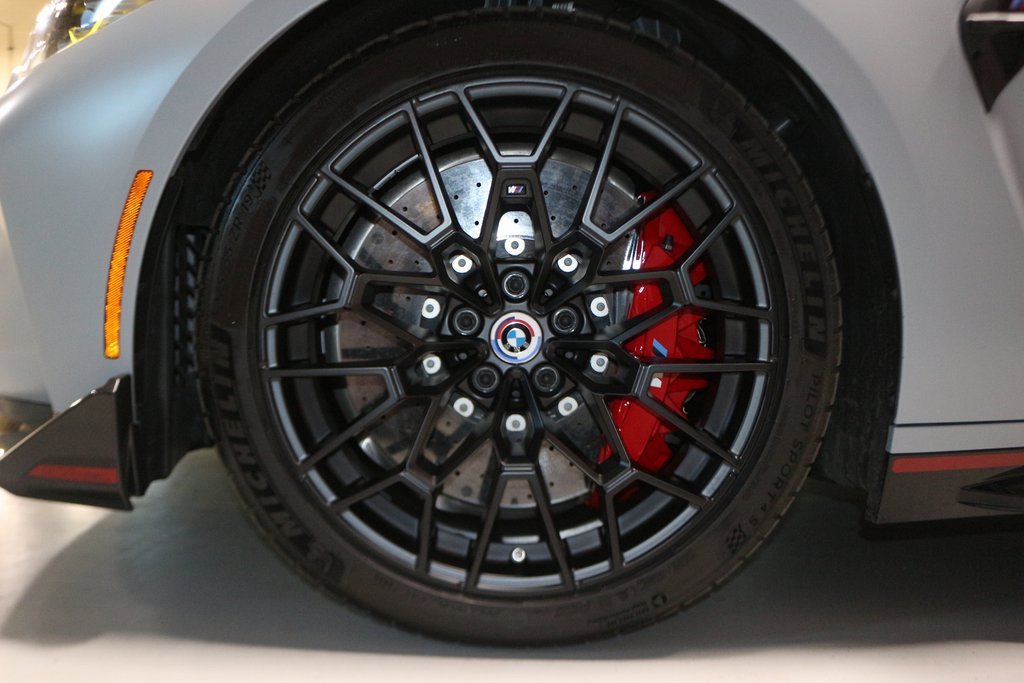 Used 2023 BMW M4 CSL image 8