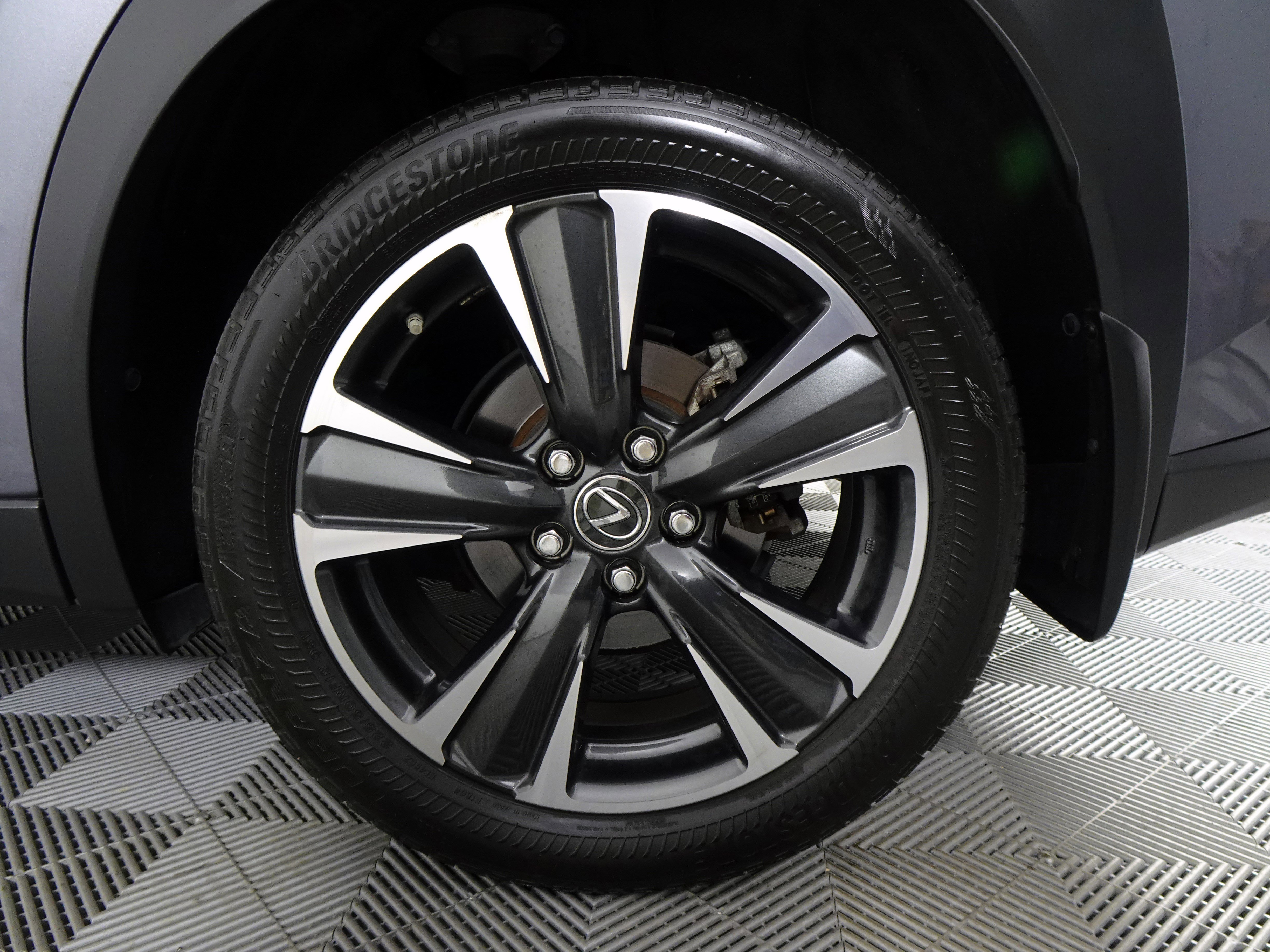 Used 2020 Lexus UX 250h w/ Premium Package image 46