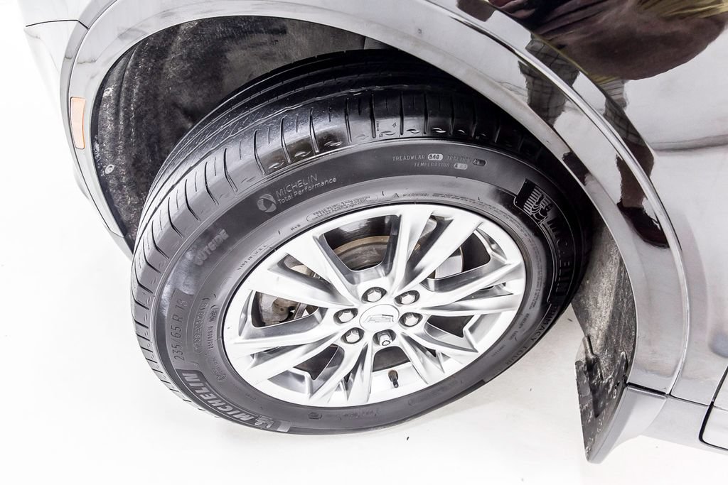 Used 2020 Cadillac XT5 Premium Luxury AWD/4WD image 12