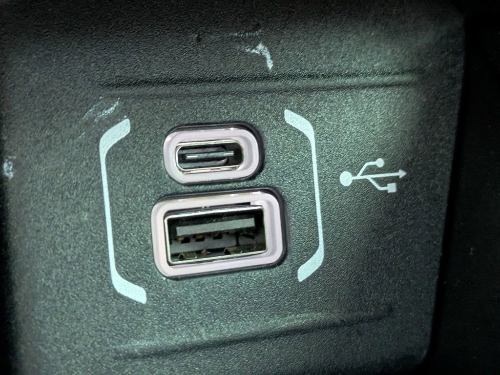 Used 2024 Jeep Compass Sport image 22