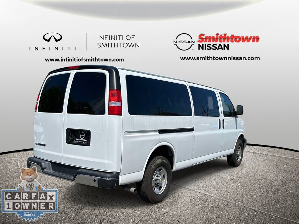 Used 2024 Chevrolet Express 3500 LT w/ LT Preferred Equipment Group RWD image 8