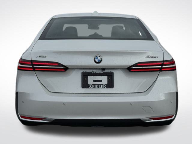 New 2026 BMW 530i xDrive w/ Premium Package AWD/4WD image 7