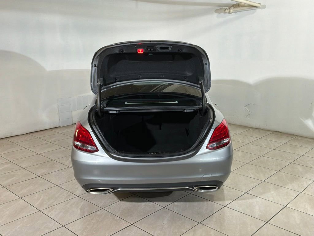 Used 2015 Mercedes-Benz C 300 Sedan image 22
