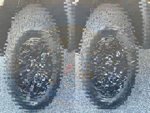 New 2026 GMC Canyon Elevation w/ Convenience Package image 23