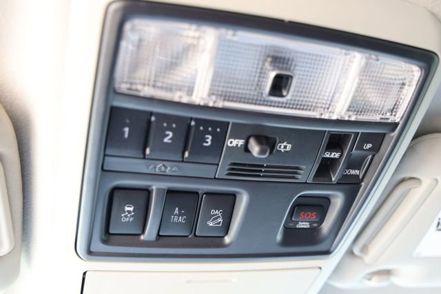 Used 2019 Toyota 4Runner Limited AWD/4WD image 27