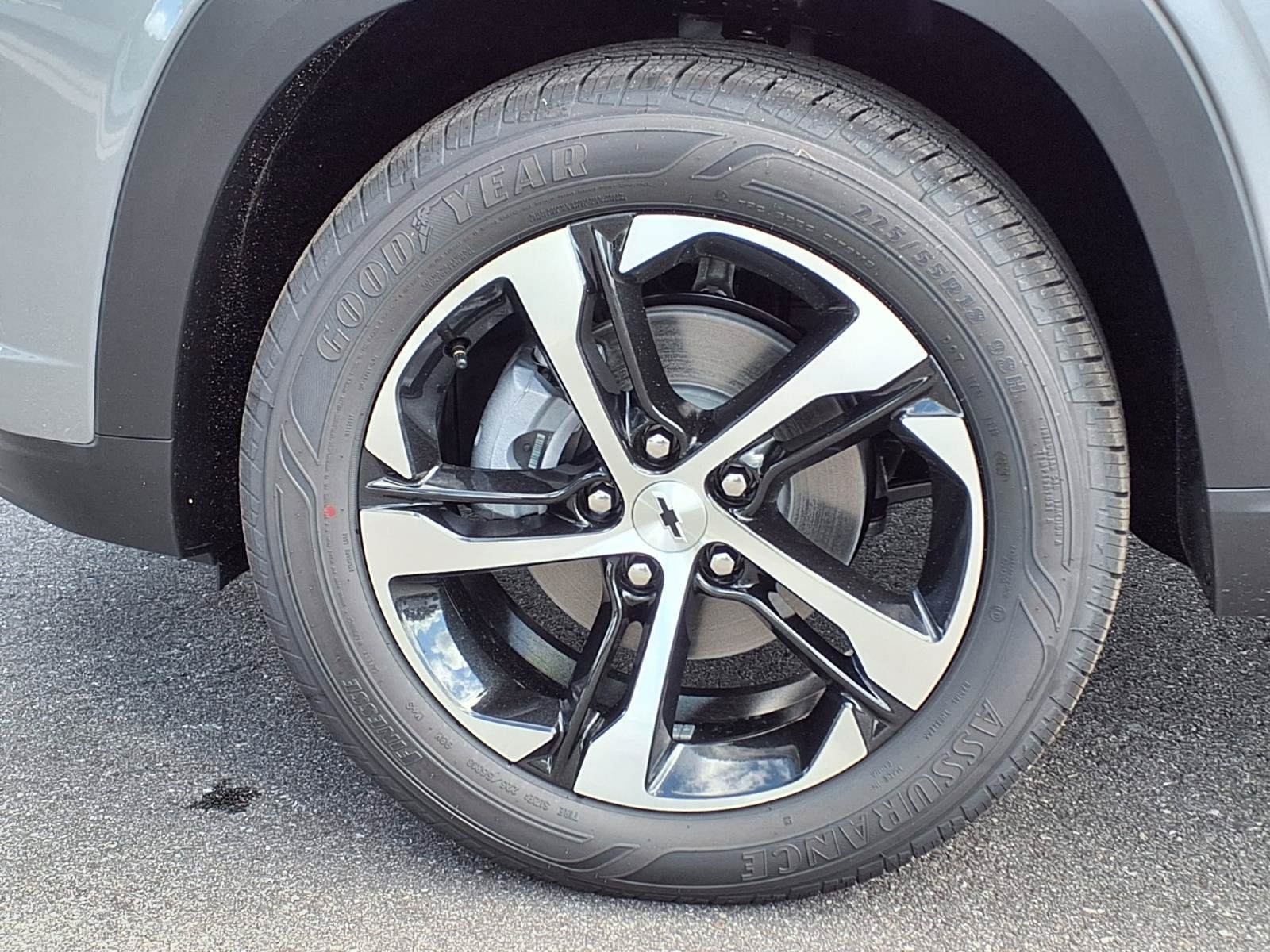 New 2026 Chevrolet Trax RS FWD image 22