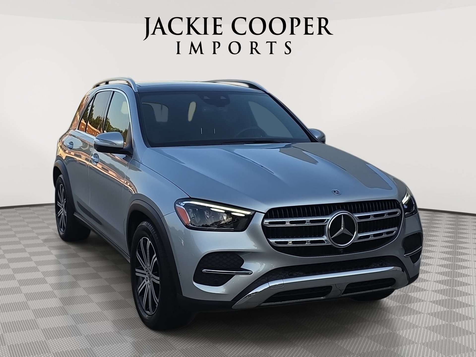 Used 2026 Mercedes-Benz GLE 350 4MATIC image 3