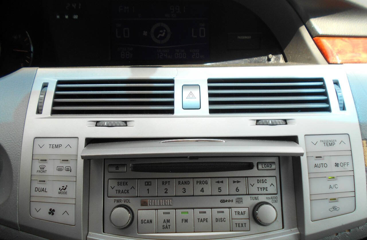 Used 2006 Toyota Avalon XLS FWD image 18