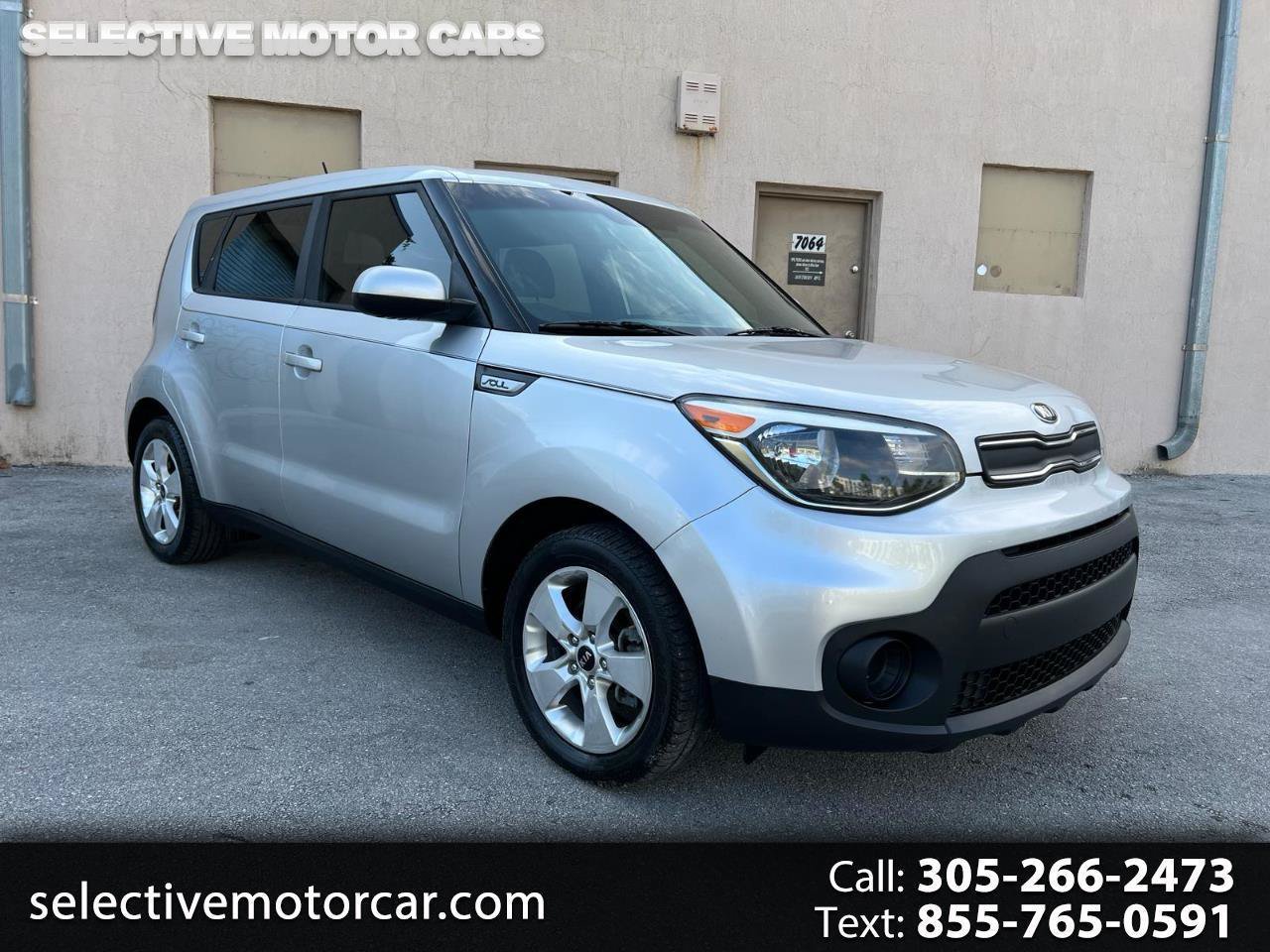 Used 2018 Kia Soul FWD image 1