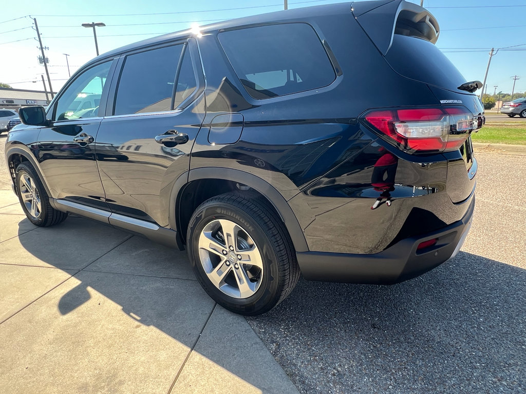 New 2025 Honda Pilot EX-L image 6