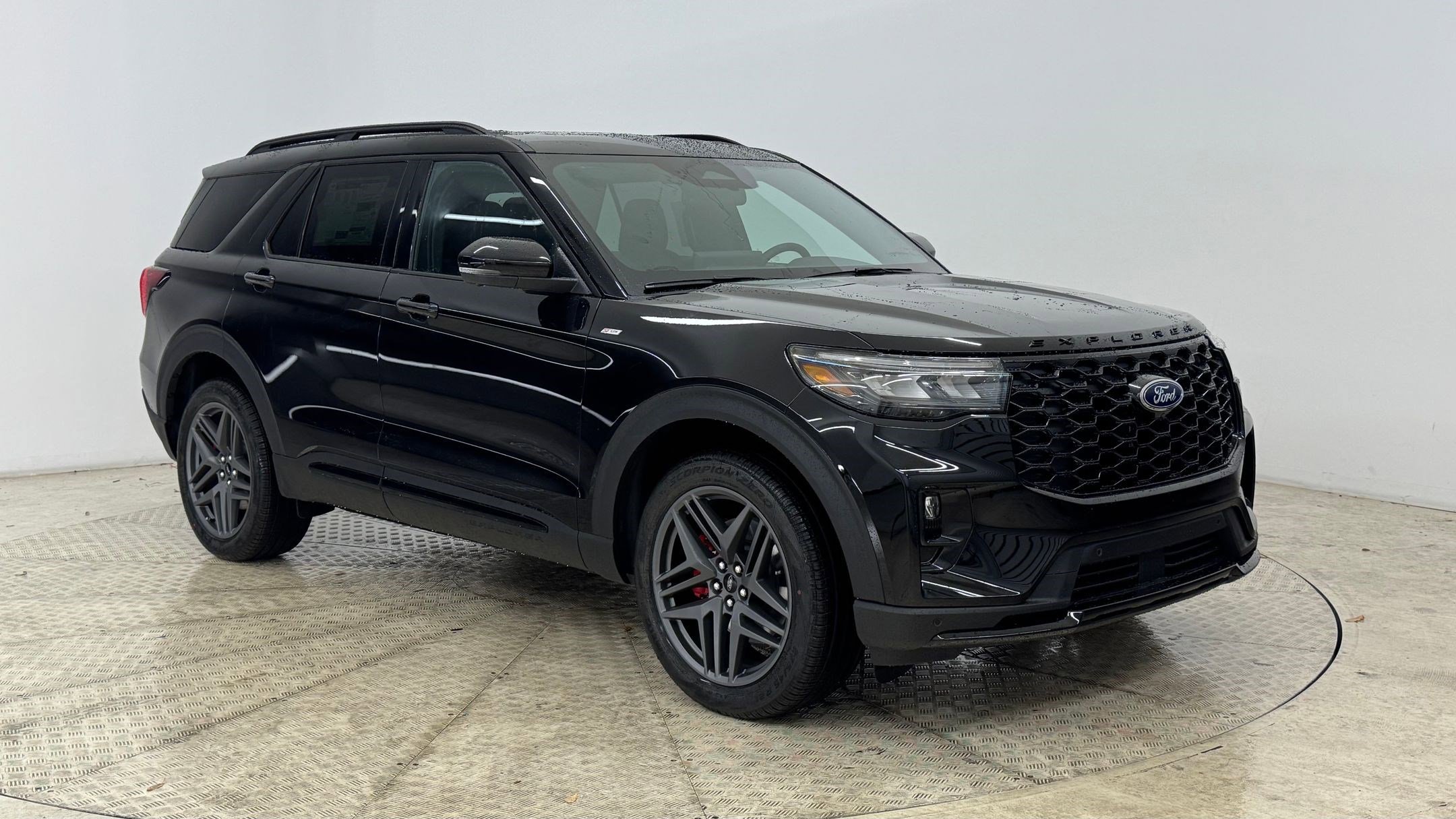 New 2026 Ford Explorer ST-Line w/ ST-Line Street Pack image 7