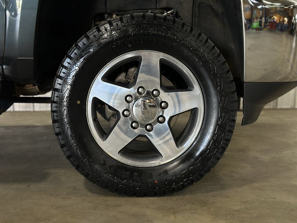 Used 2018 Chevrolet Silverado 2500 LTZ w/ Duramax Plus Package AWD/4WD image 17