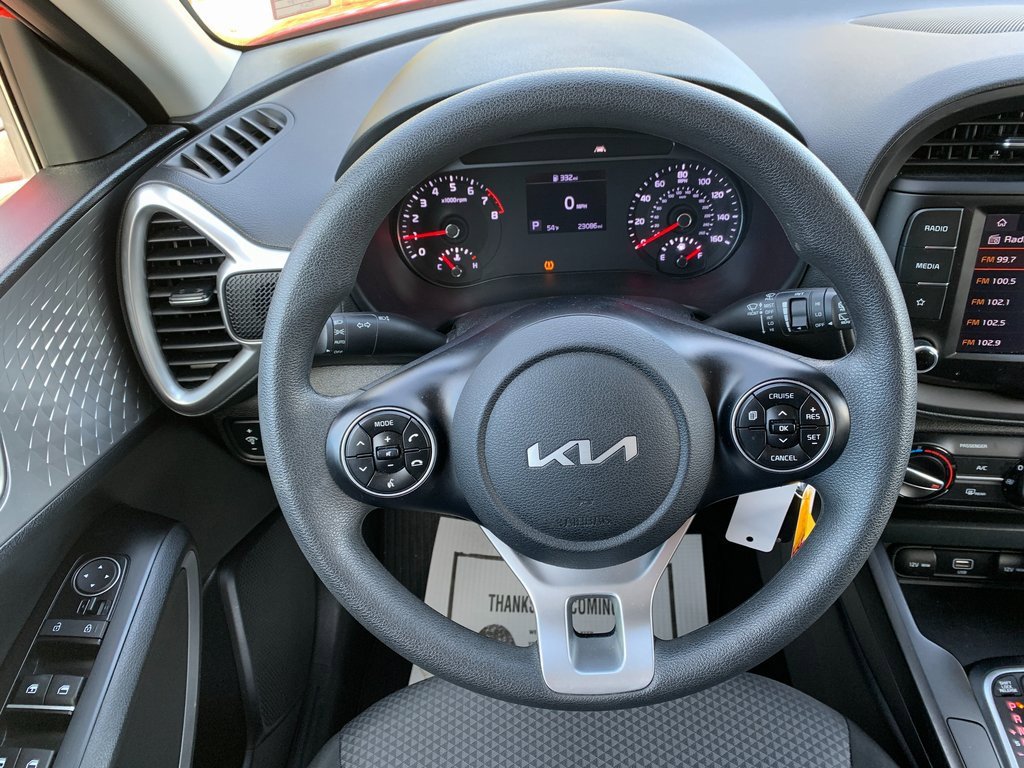 Used 2022 Kia Soul LX w/ Technology Package image 11