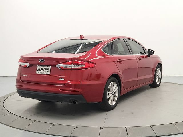 Used 2020 Ford Fusion SE FWD image 6
