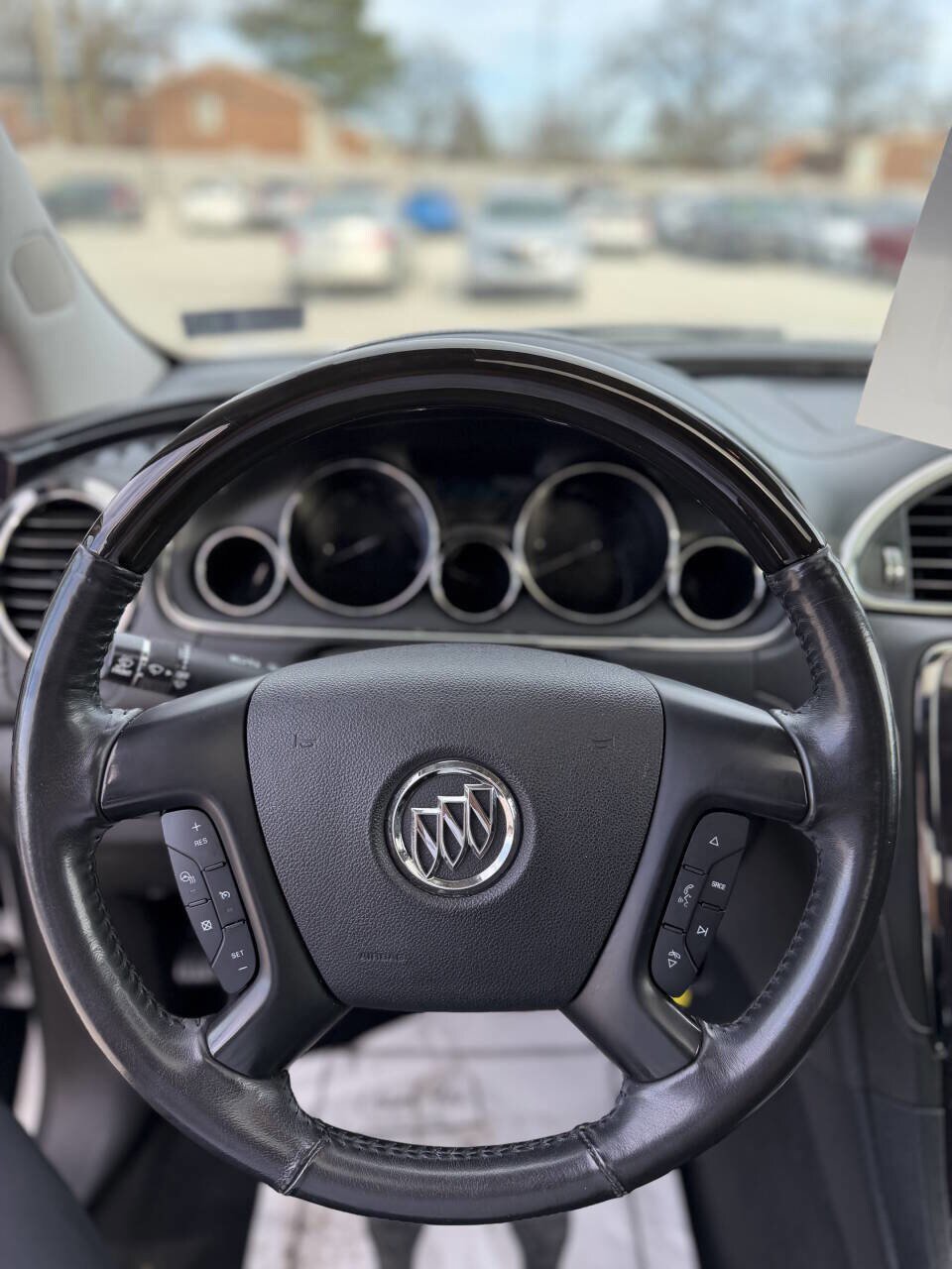 Used 2017 Buick Enclave Premium image 14