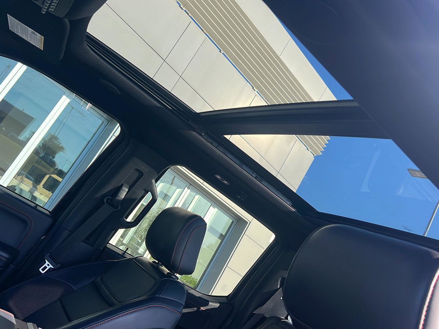 Used 2025 Ford F150 Raptor AWD/4WD image 36