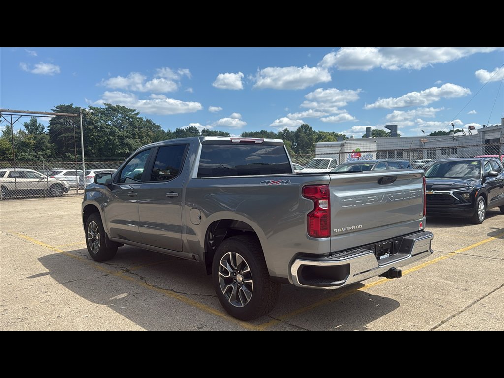 New 2026 Chevrolet Silverado 1500 LT image 4
