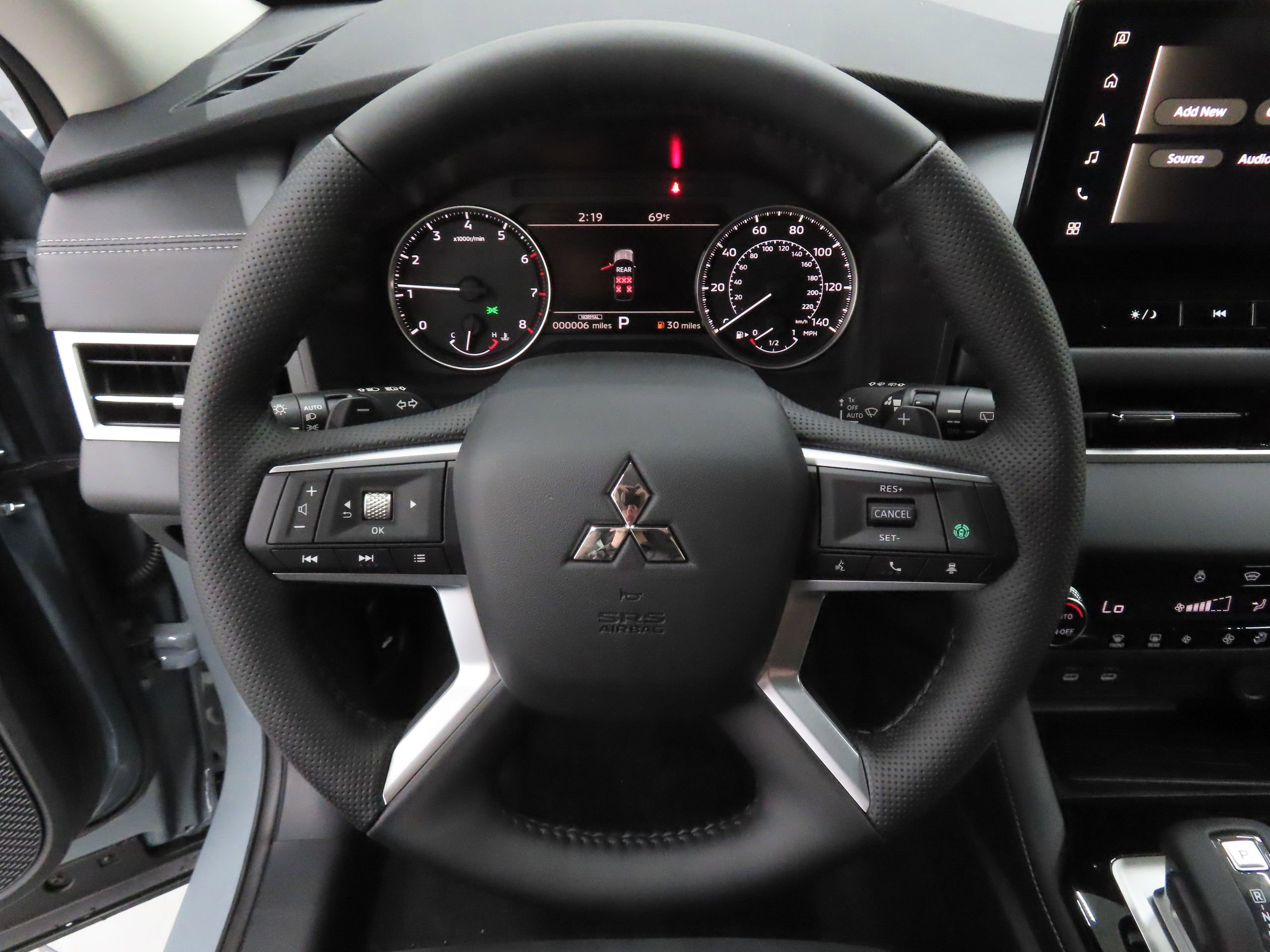 New 2026 Mitsubishi Outlander SE AWD/4WD image 13