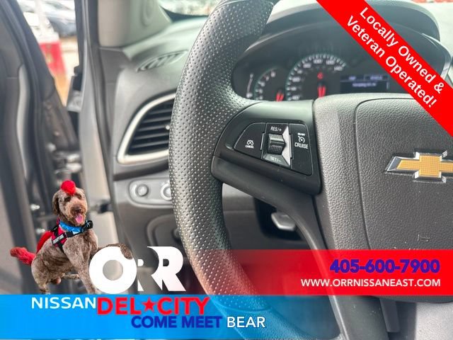 Used 2020 Chevrolet Trax LS w/ Tint and Cruise Package FWD image 17
