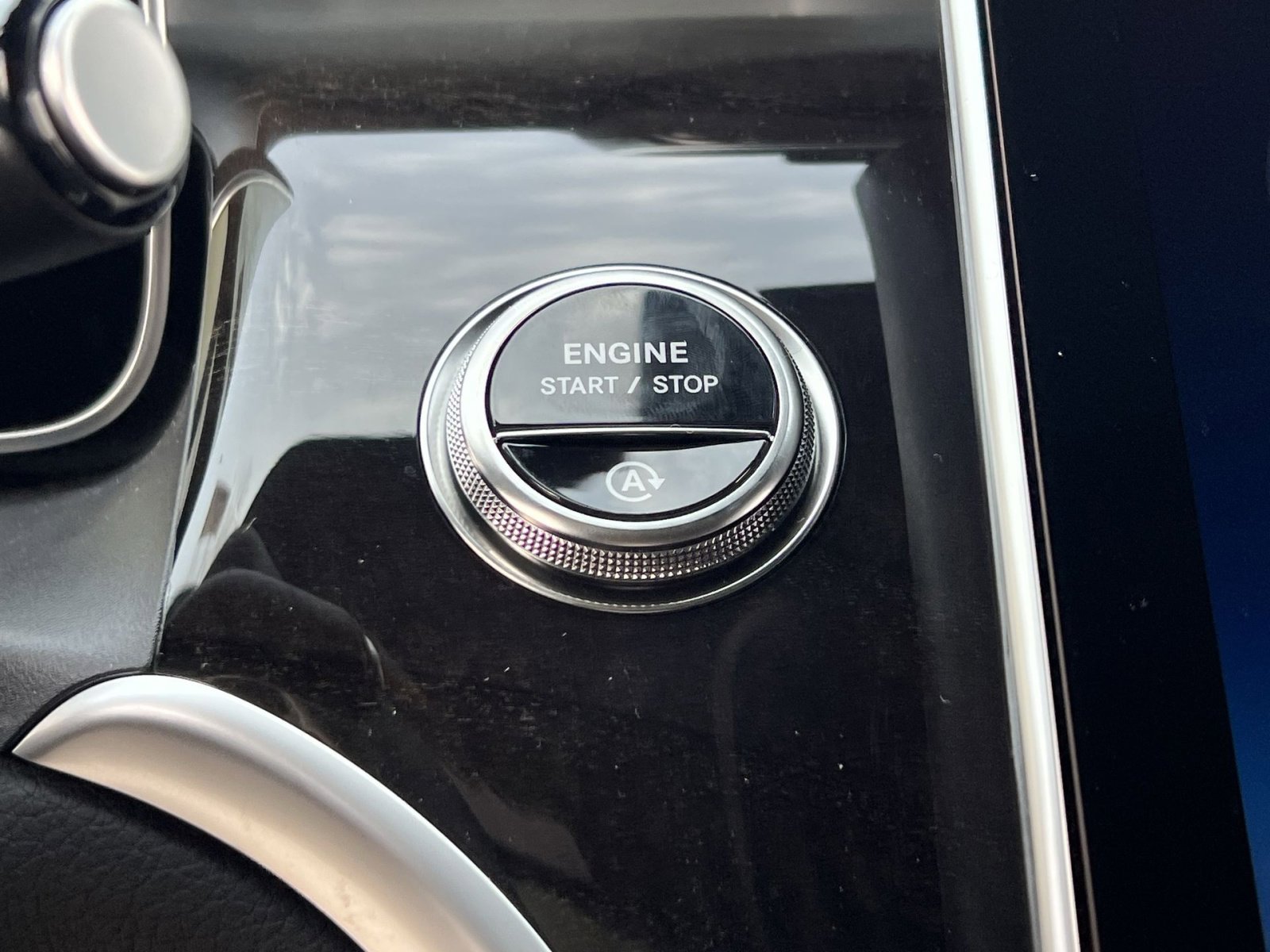 New 2026 Mercedes-Benz GLC 300 4MATIC image 31