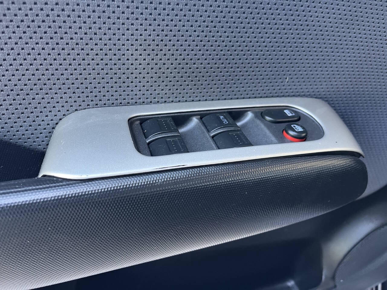 Used 2008 Honda Fit Sport image 29