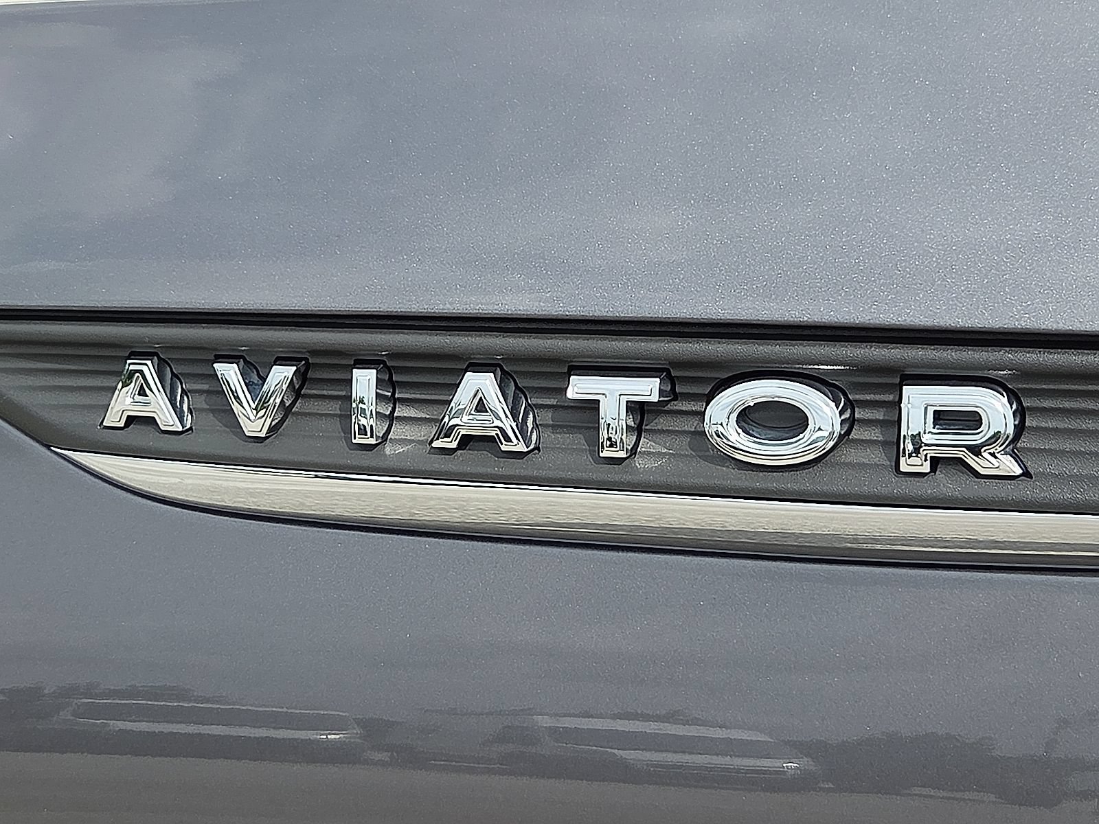 Used 2023 Lincoln Aviator Reserve w/ Elements Package Plus AWD/4WD image 9