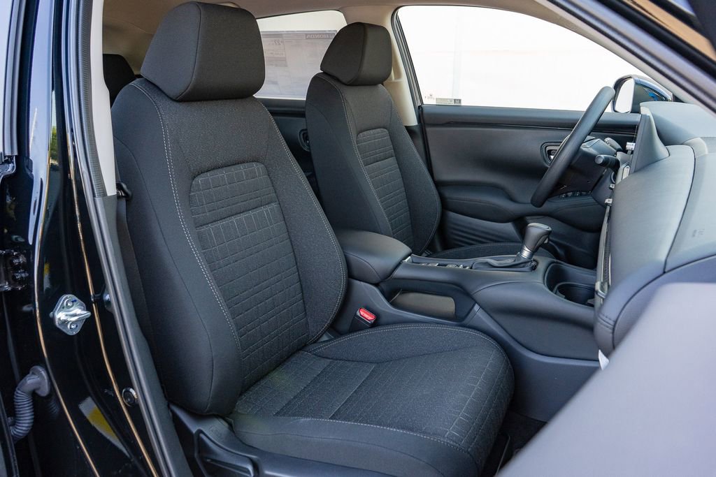 New 2027 Honda HR-V LX image 16