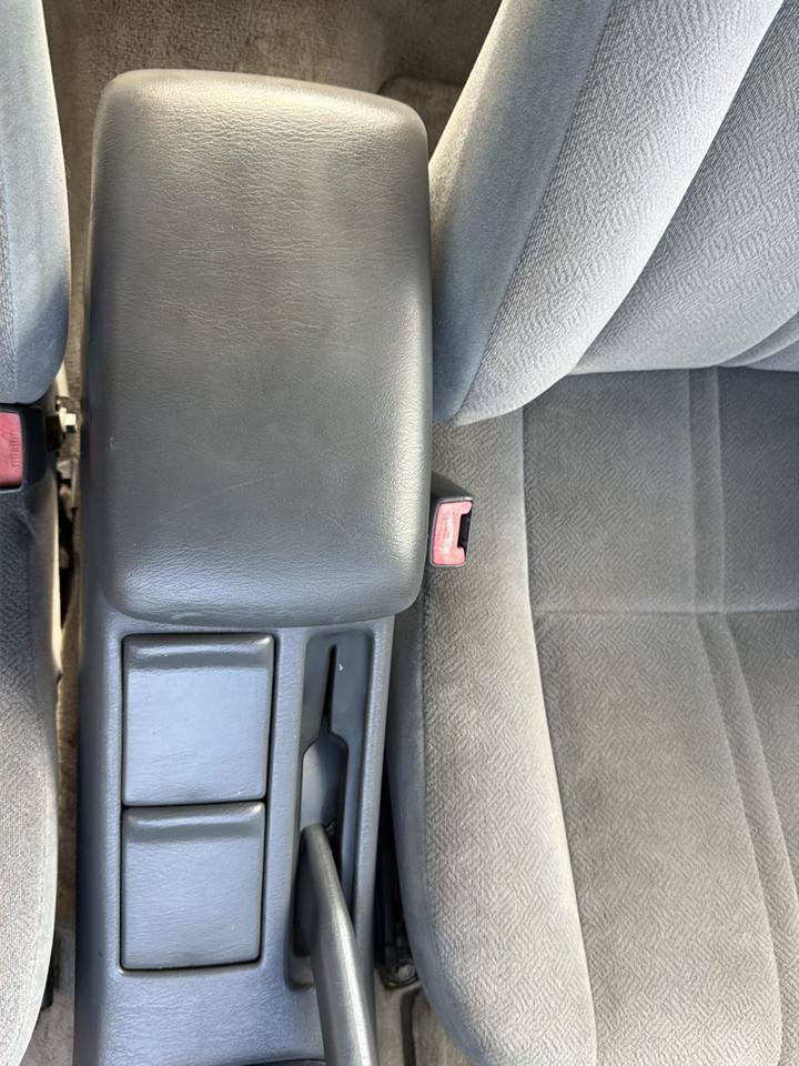 Used 2000 Toyota Camry CE FWD image 32