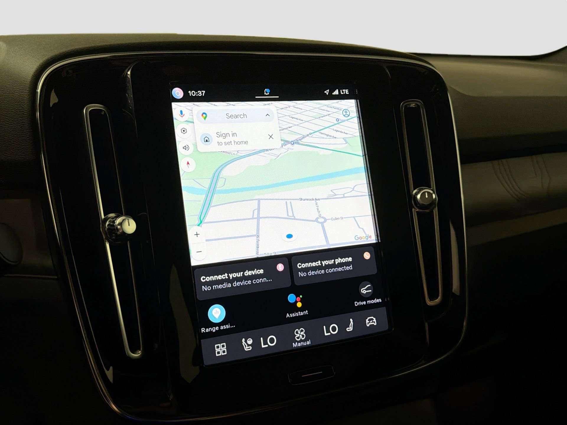 Certified 2023 Volvo C40 P8 Recharge Ultimate AWD/4WD image 13