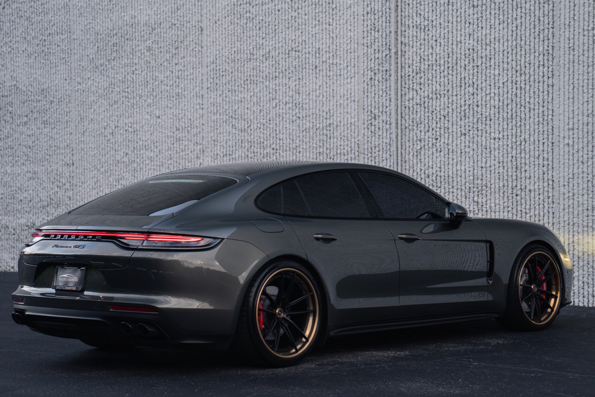 Used 2023 Porsche Panamera GTS AWD/4WD image 7