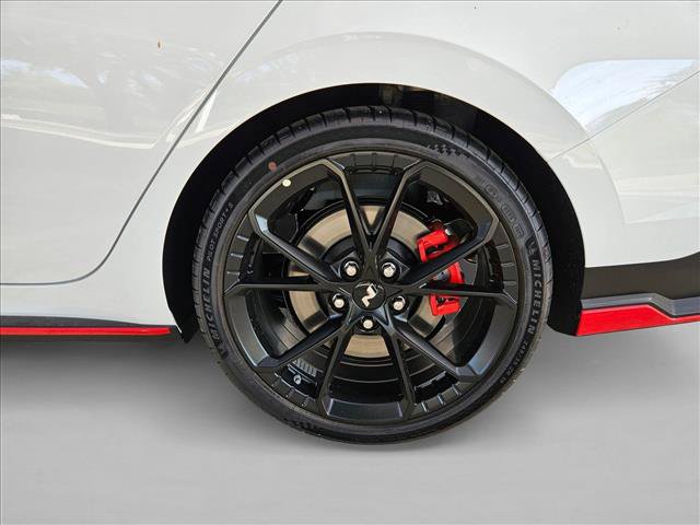 New 2026 Hyundai Elantra N FWD image 10