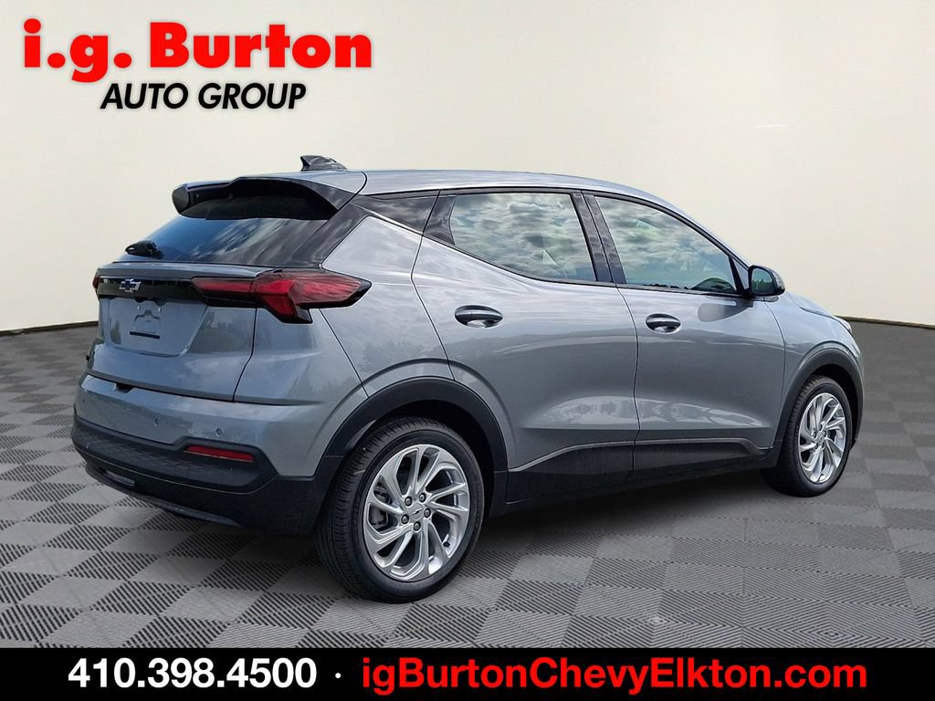 New 2027 Chevrolet Bolt LT w/ Comfort Package FWD image 4