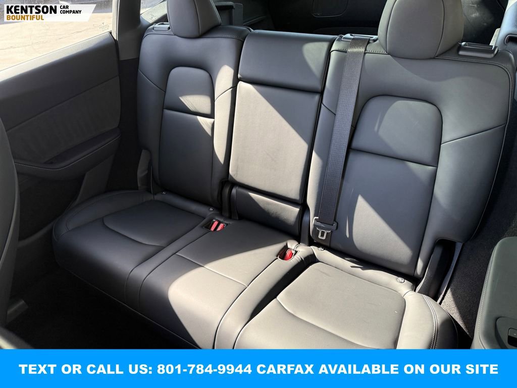 Used 2023 Tesla Model Y Long Range image 31