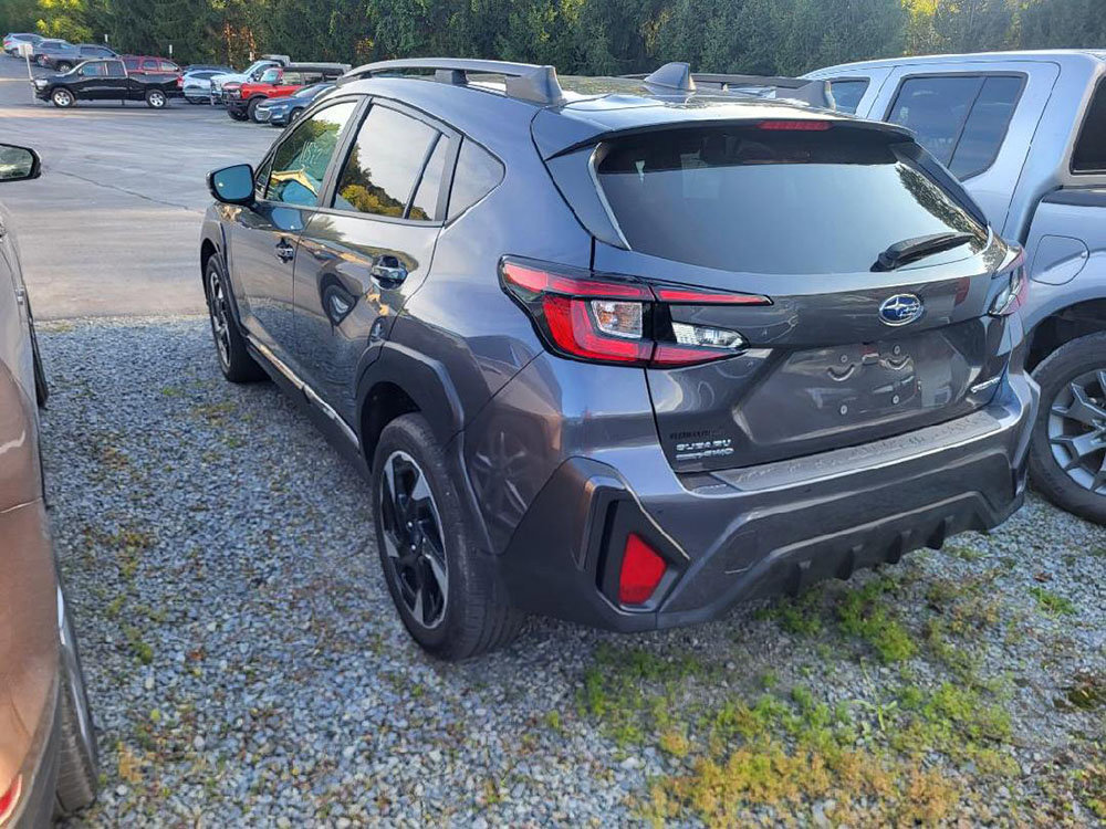 Used 2024 Subaru Crosstrek 2.5i Limited w/ Popular Package #3A AWD/4WD image 4