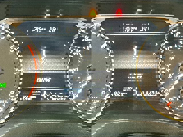 Certified 2025 Nissan Rogue S image 11