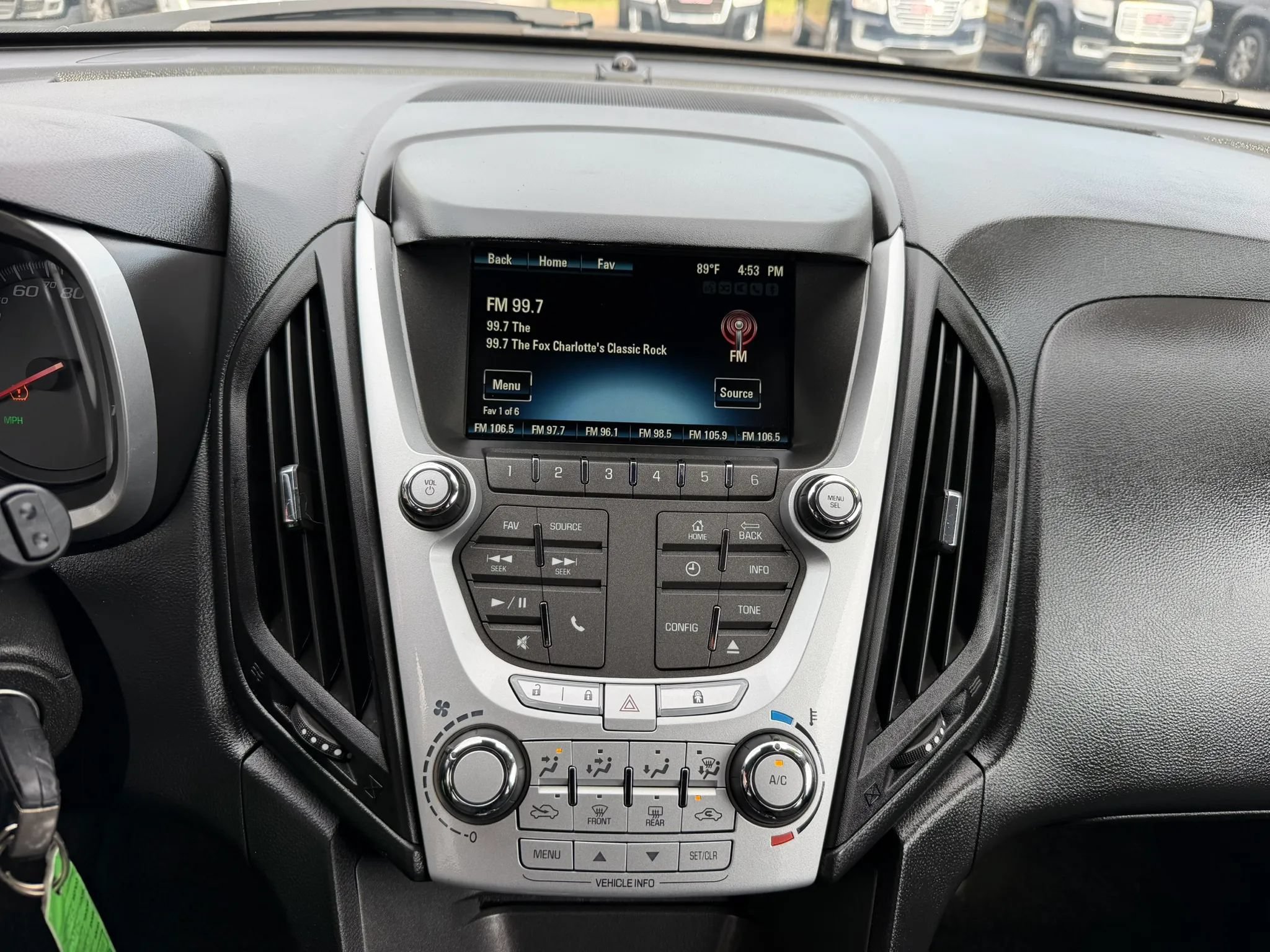 Used 2015 Chevrolet Equinox LT w/ Driver Convenience Package FWD image 21