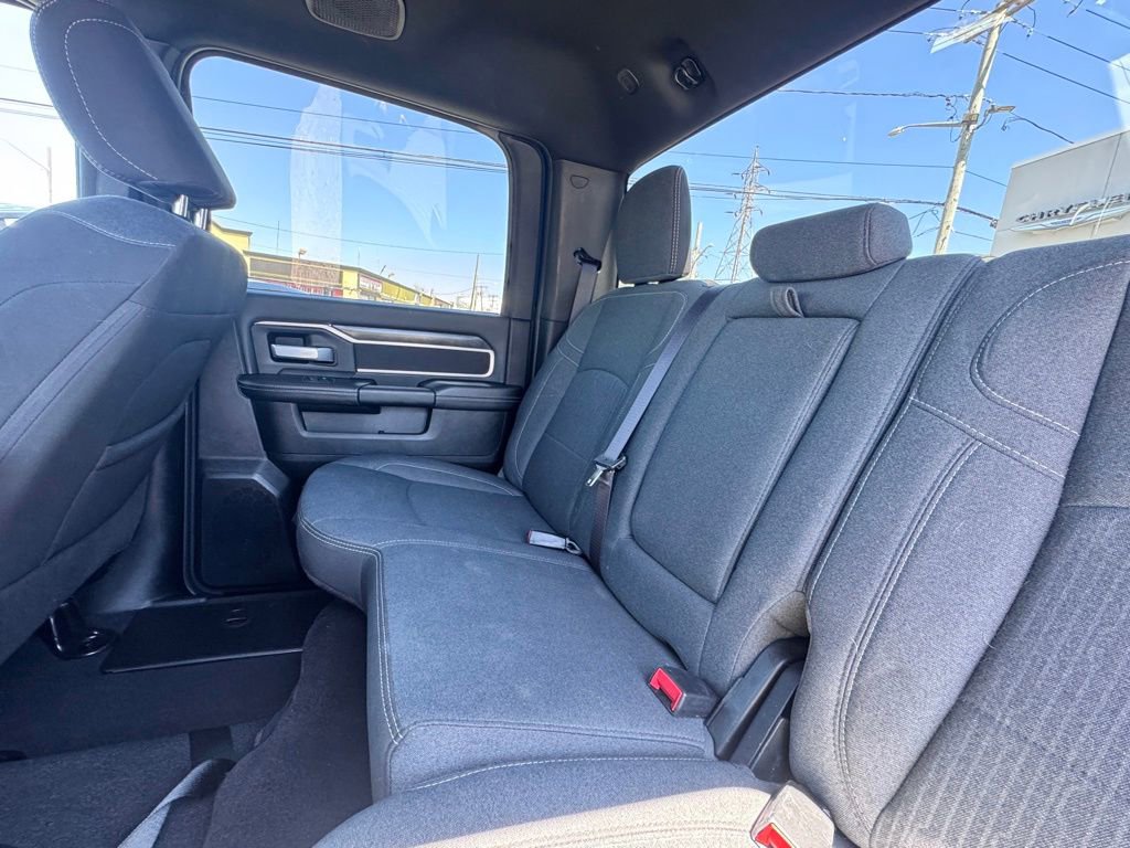 Certified 2024 RAM 2500 Big Horn w/ Night Edition AWD/4WD image 17