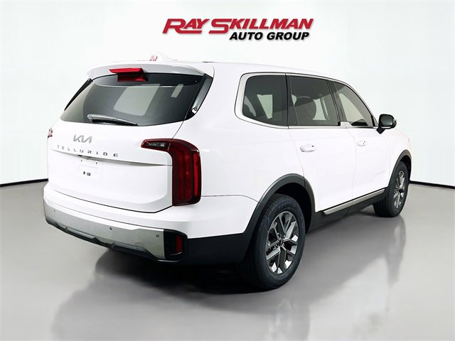 Used 2024 Kia Telluride LX image 7