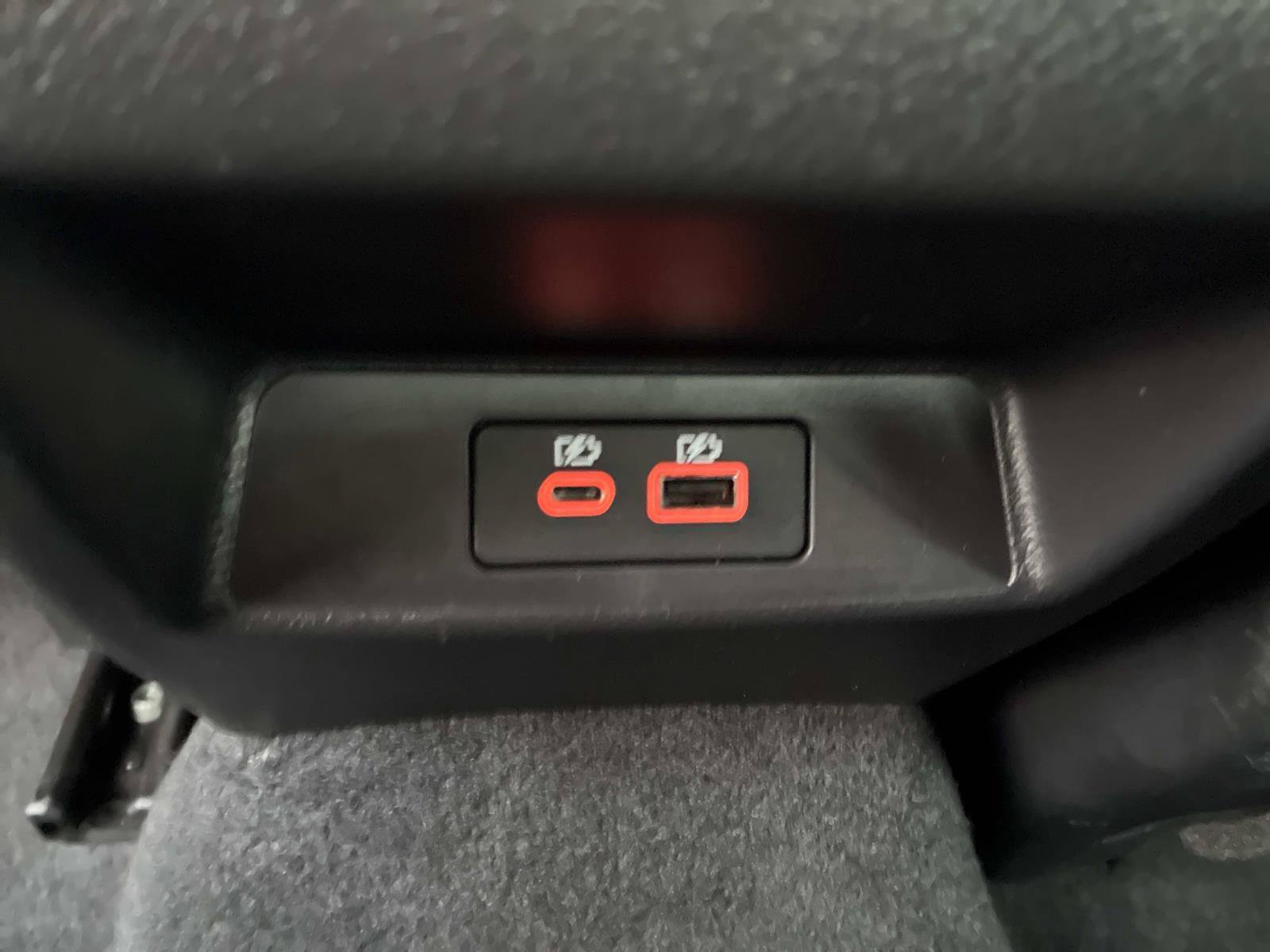 Used 2025 Nissan Altima 2.5 SV AWD/4WD image 17