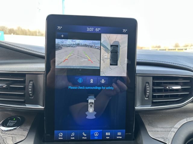 Used 2020 Ford Explorer Platinum w/ Premium Technology Package image 17
