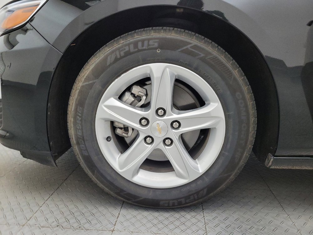 Used 2024 Chevrolet Malibu LS FWD image 31