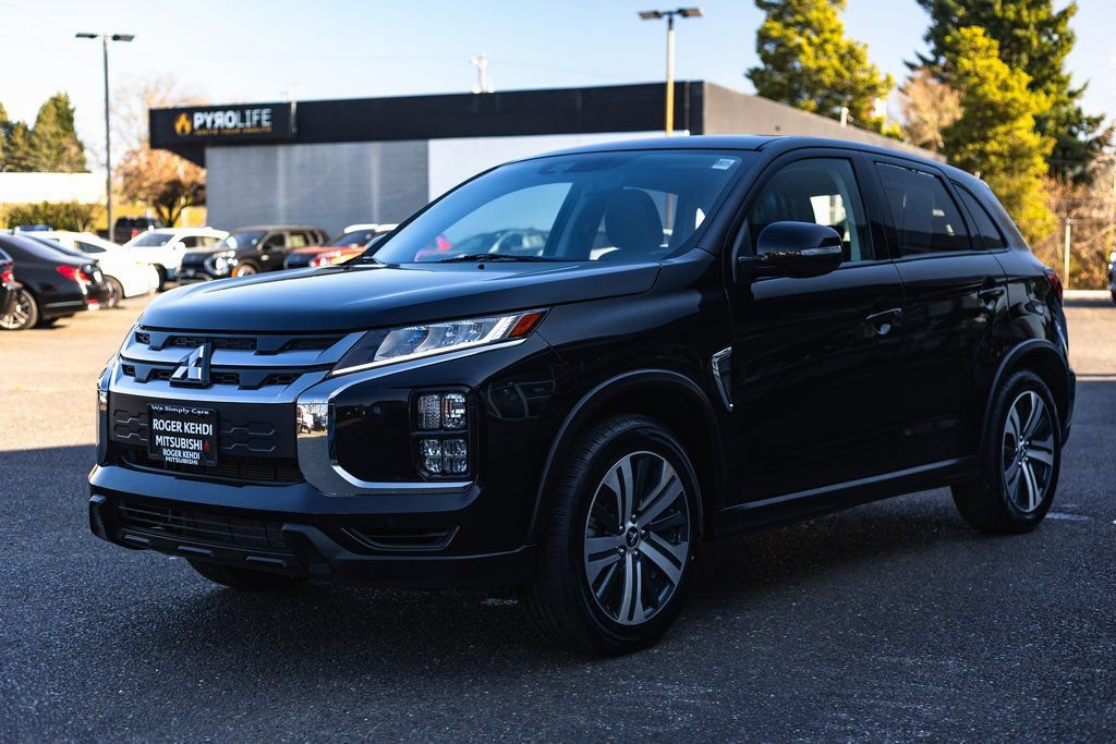 Used 2024 Mitsubishi Outlander Sport SE AWD/4WD image 4